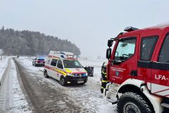 WhatsApp-Image-2026-01-06-at-17.13.53klj-