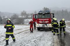 WhatsApp-Image-2026-01-06-at-17.13.54hj.kl_